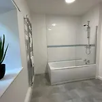 Brandlehow Hot Tub Hire Available Dom wakacyjny *